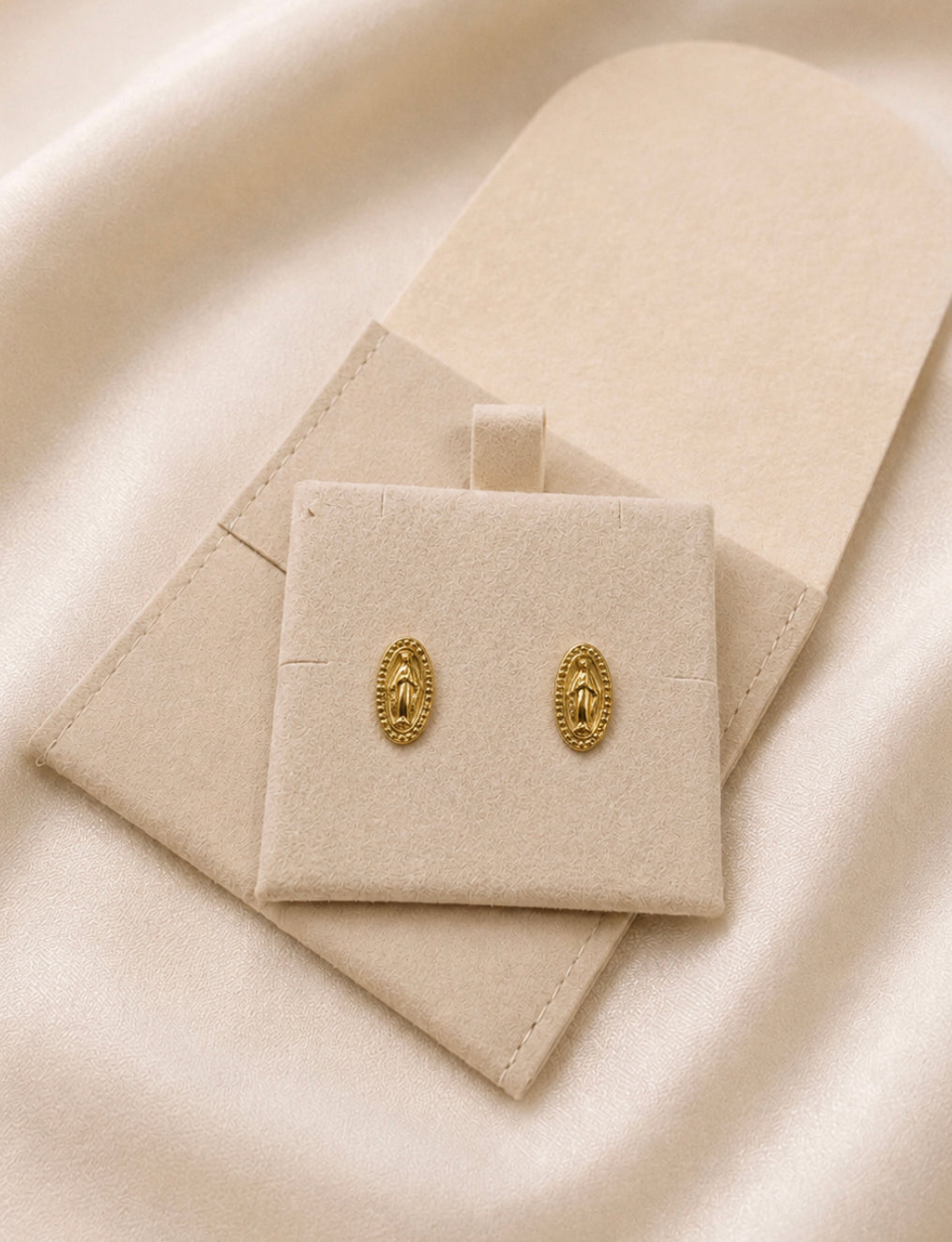 Boucles d'Oreilles Médaillon Intemporel